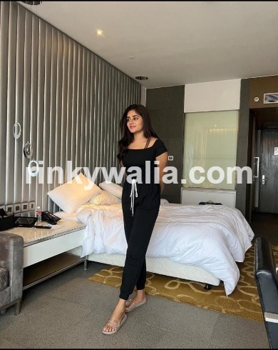 model escorts in Pune